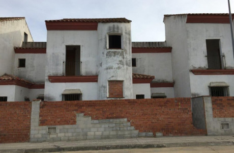 Promoción Promoción de tipologias Vivienda Edificio en venta Burguillos Sevilla obra nueva en Burguillos photo 1