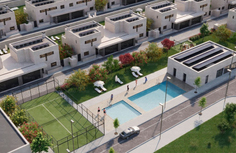 Chalet adosado en venta en  Calle Coco s/n , Valladolid photo 2