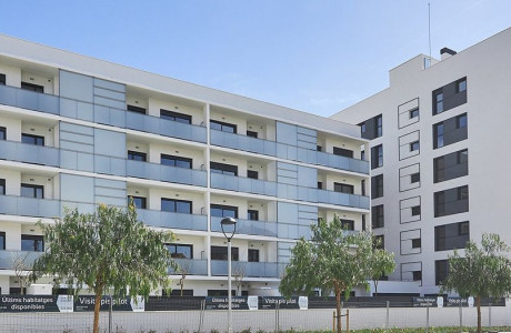 Apartment for sale in , Barberà del Vallès photo 2