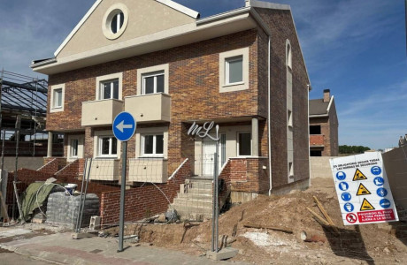 Promoción Chalet pareado en Burguillos de Toledo obra nueva en Burguillos de Toledo photo 3