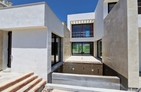 Promotion Calle Saucos new development in Marbella photo 4
