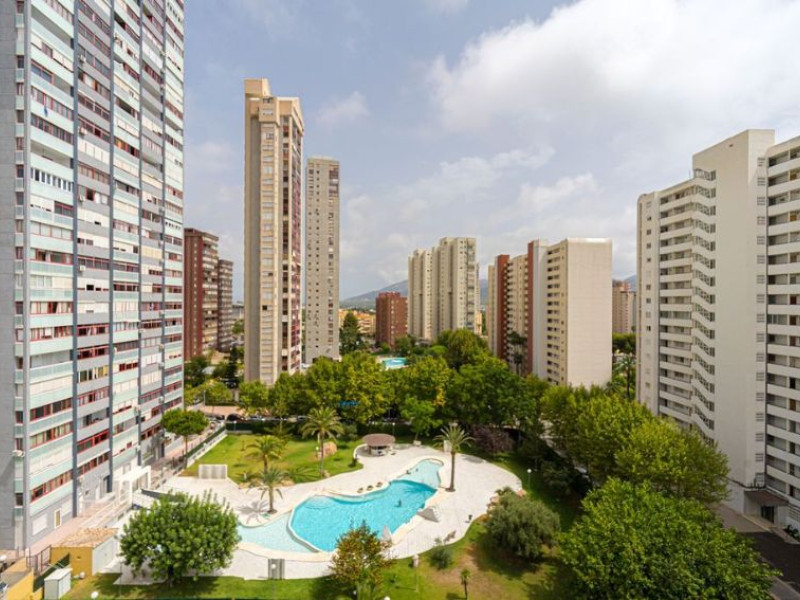 Viviendas en Av Portugal - Complejo Playmon Fiesta - Benidorm