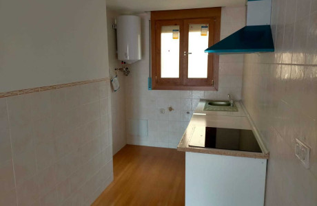 Promoción Viviendas en C/ Mossen Masdeu, Sant Joan de les Abadesses (Girona) obra nueva en Sant Joan de les Abadesses thumbnail 2