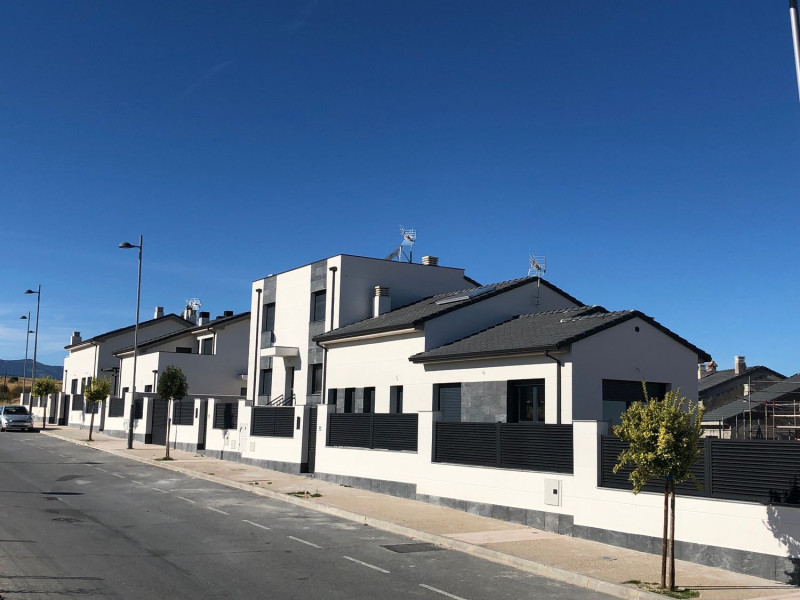 Obra nueva Jsf P36 Residencial Ramón y Cajal en Palazuelos de Eresma (Revista) photo 2