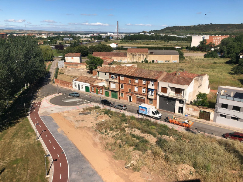 Продажа квартиры на Calle Río Jubera, 9, Логроньо
photo 4