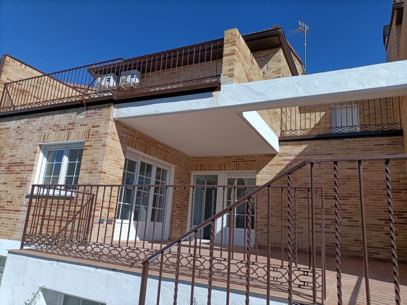 Obra nueva Chalets Ugena en calle Oviedo en Ugena (Revista) photo 4