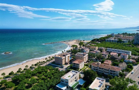 Коттедж на продажу в  Calle Sant Sebastià, 19, Cambrils photo 3