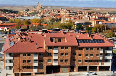 Piso en venta en Avenida Juan Carlos I, 1, Segovia photo 1