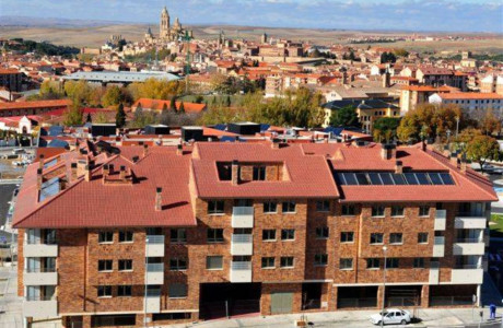 Piso en venta en Avenida Juan Carlos I, 1, Segovia thumbnail 1