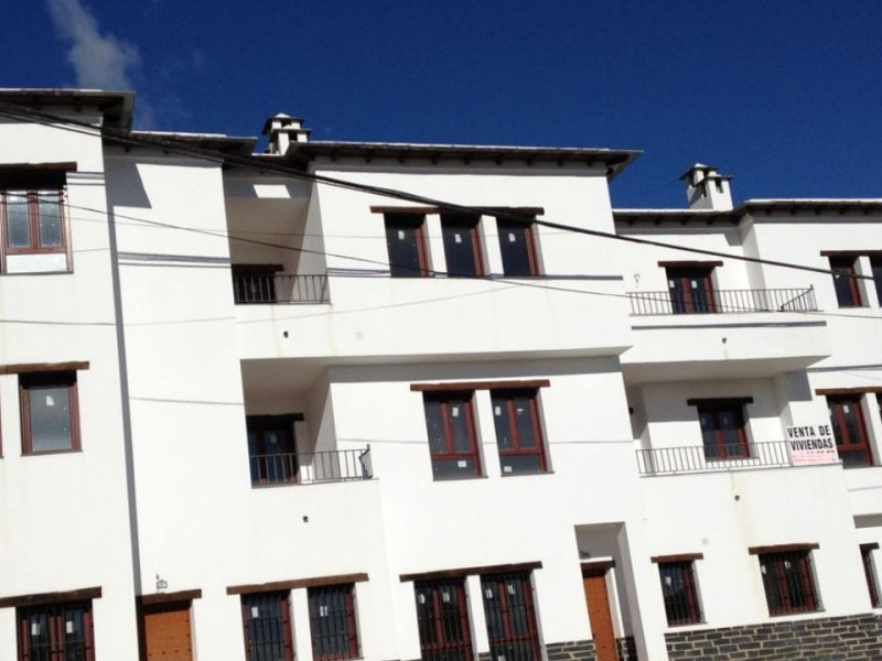 Piso en venta en avenida Jose Antonio Bravo, 91, Alpujarra de la Sierra
photo 2