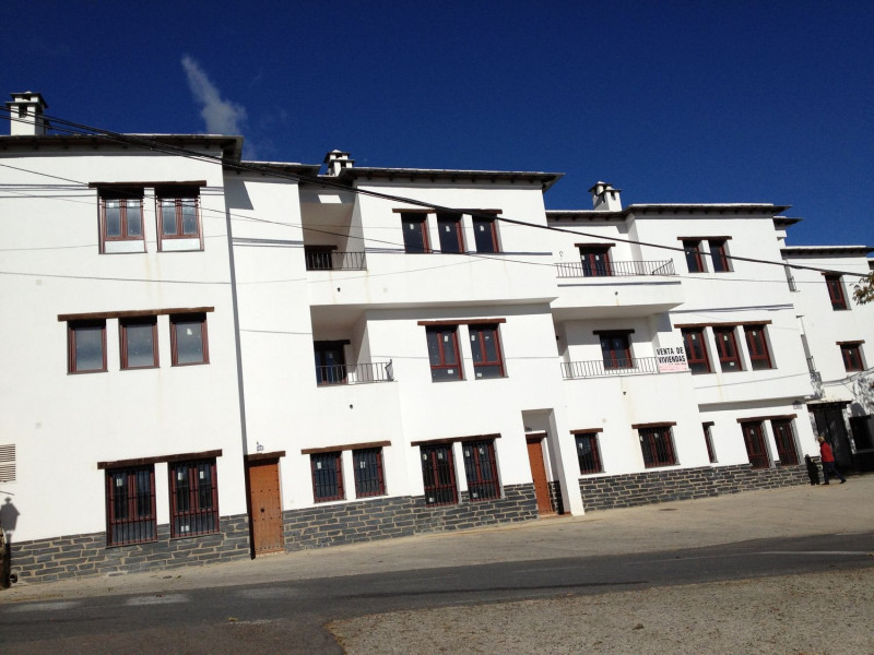 Piso en venta en avenida Jose Antonio Bravo, 91, Alpujarra de la Sierra
photo 3