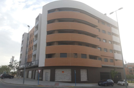 Продается гараж по адресу  Avenida Clara Campoamor, 16 , Mairena del Aljarafe photo 1
