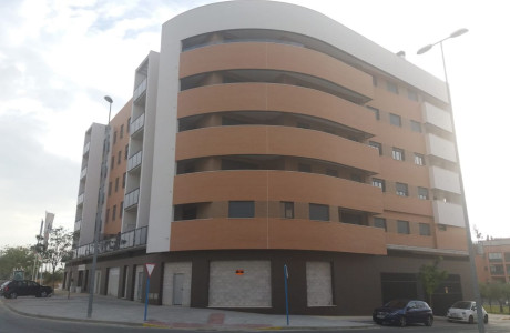 Продается гараж по адресу  Avenida Clara Campoamor, 16 , Mairena del Aljarafe photo 2