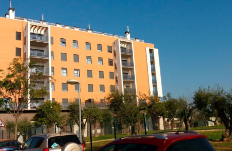 Продается гараж по адресу  Avenida Clara Campoamor, 16 , Mairena del Aljarafe photo 3