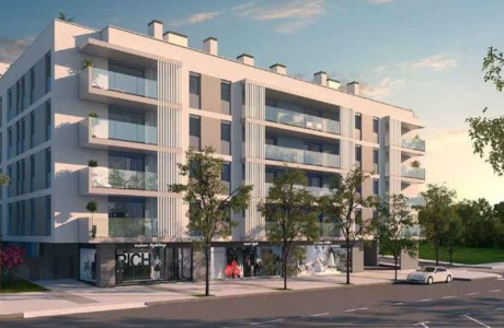 Квартира на продажу на  Avenida Europa, 25, Монткада-и-Рейxac photo 1