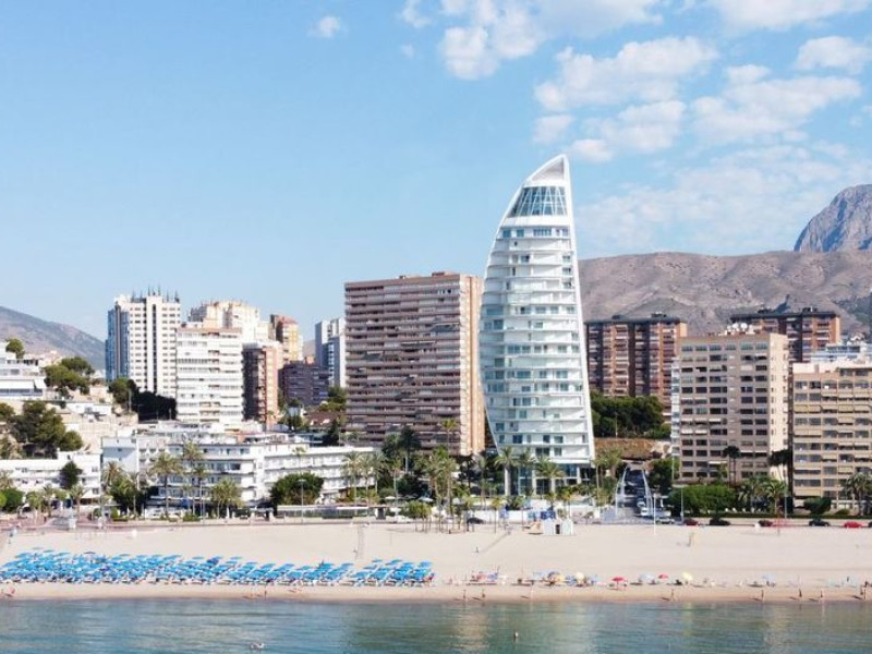 Delfin Tower