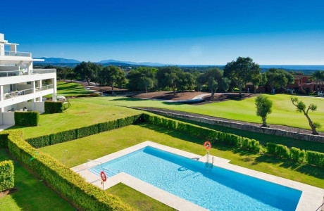 Duplex na sprzedaż w Calle Urb. San Roque Club s/n, Sotogrande photo 1