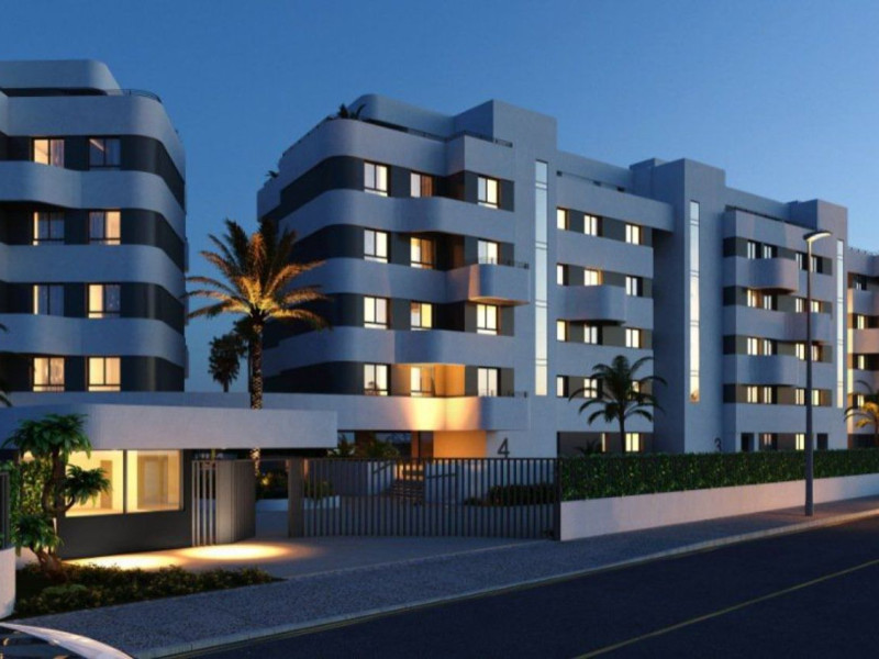 Sale of apartment in Avenida Mar de Alborán s/n, Torremolinos
photo 3