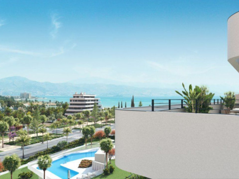 Sale of apartment in Avenida Mar de Alborán s/n, Torremolinos
photo 4