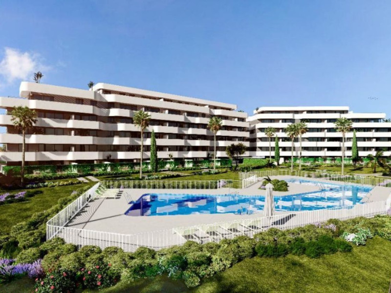 Sale of apartment in Avenida Mar de Alborán s/n, Torremolinos
photo 5