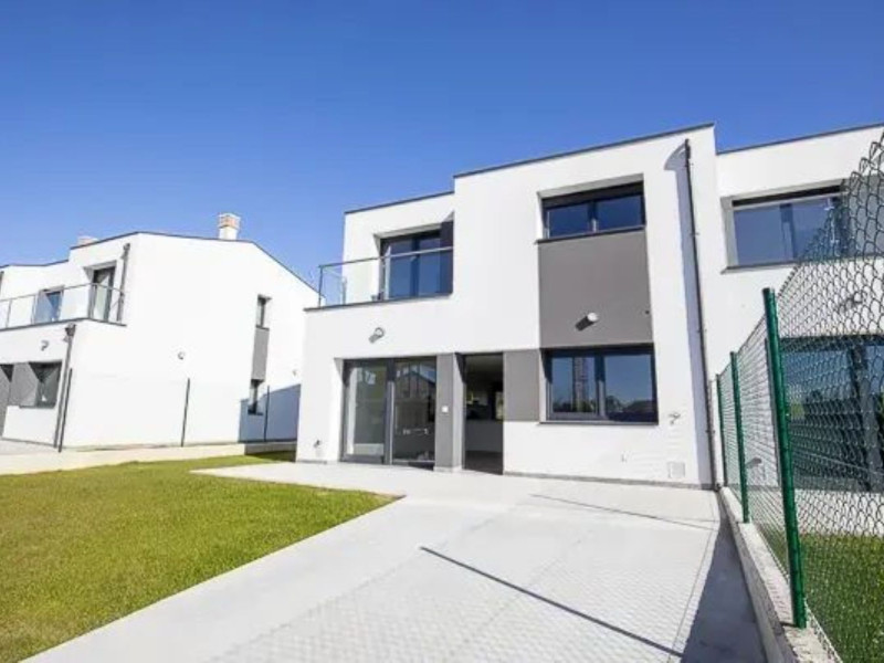 Obra nueva Urbanización Los Navales Fase II  en Noreña (Revista) photo 5