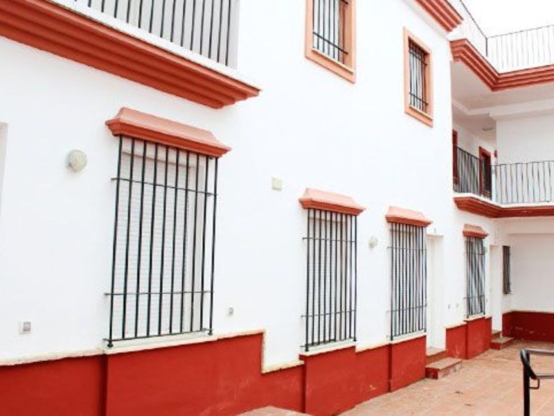 Продажа гаража на Calle la Sabina , Алмонте photo 3