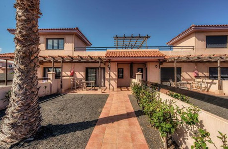 Semi-detached house for sale in  Calle Majanicho , La Oliva photo 4