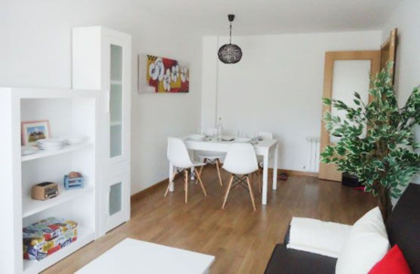 Продажа новостроек Vvdas, CL.Irunbidea,19 Al 27-p.La Reina в городе Puente la Reina photo 4