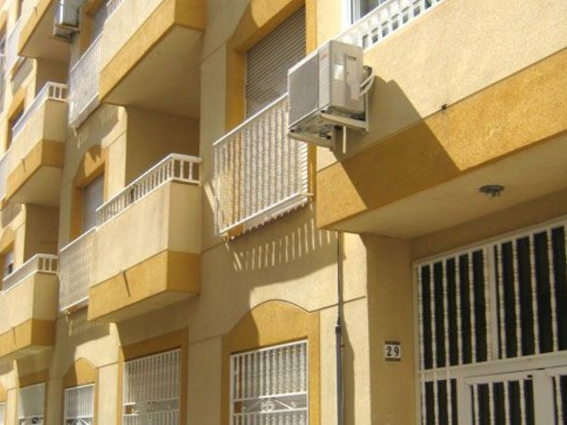 Obra nueva Edificio Calle Terreras en Albuñol (Revista) photo 2