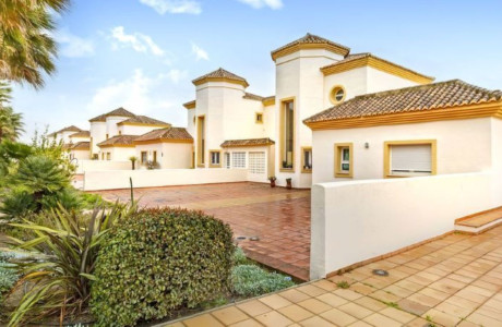 Garage for sale at Urbanización San Roque Club , Sotogrande photo 1