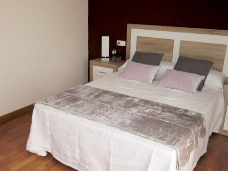 Piso en venta en Calle Obispo Zarranz y Pueyo, Béjar
photo 3