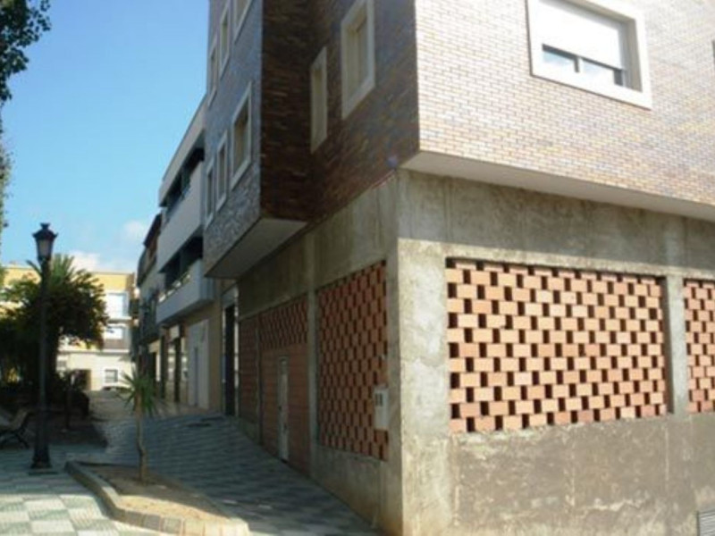 Venta de garaje en  Calle San Miguel , Roquetas de Mar photo 2