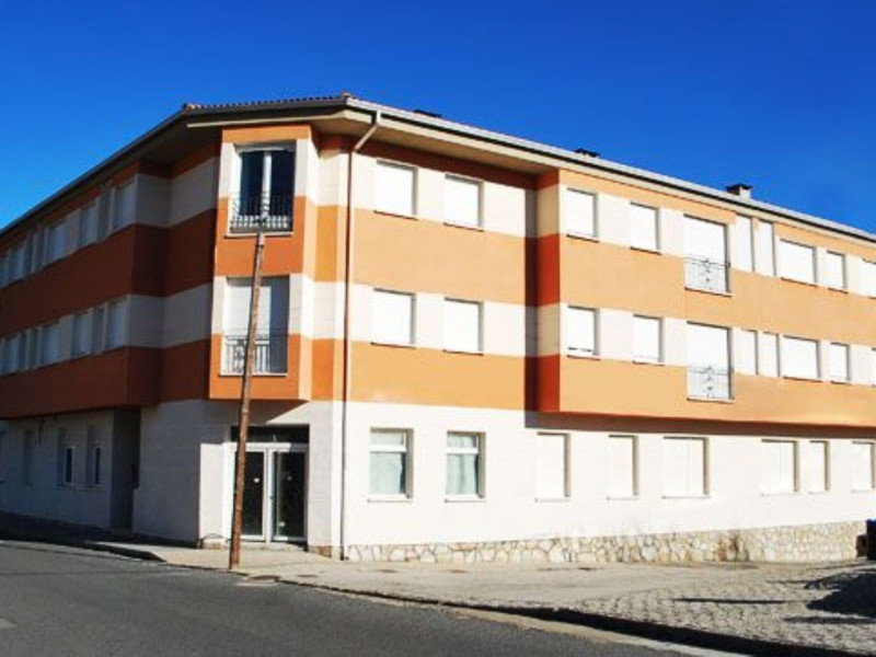 Obra nueva VI,Pz,Lc,CL.Martires - Sotillo De Adrada en Sotillo de la Adrada (Revista) photo 2