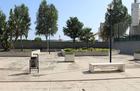 Продается гараж по адресу  Calle Arquitectura , Sevilla photo 4