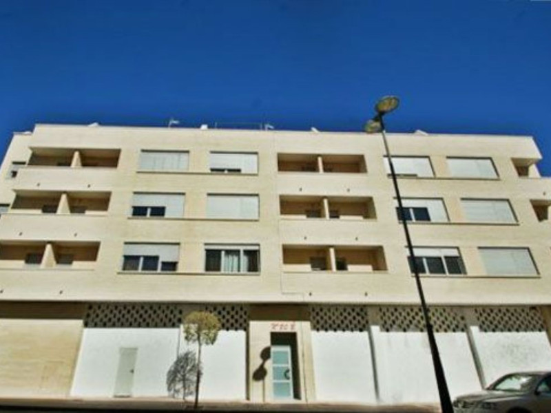 Venta de garaje en , Yecla photo 3