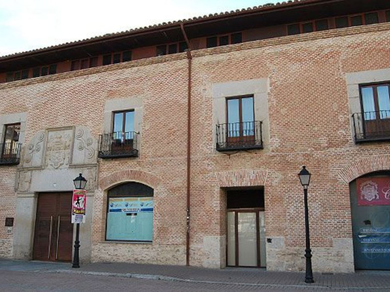 New construction Loc.Y Of., Pza.Del Salvador, 9 - Arevalo in Arévalo photo 2