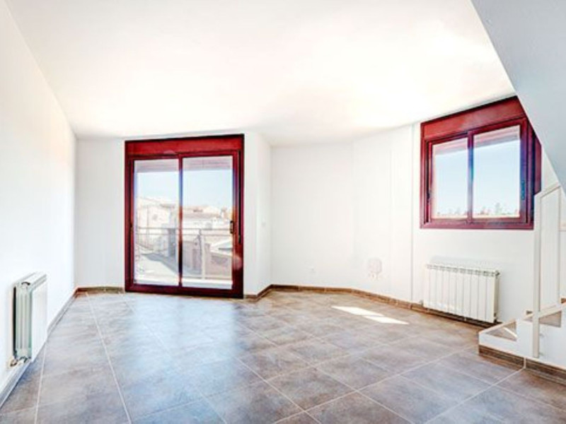 Piso en venta en Carrer Rafael Mas Ripoll, Llagostera
 photo 3