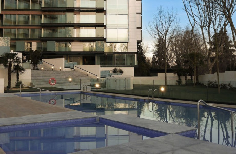 Promocja Residencial Mirasierra nowe budownictwo w Madryt photo 1