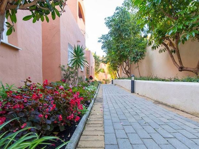 Sprzedaż garażu w Calle Lila , Marbella photo 4