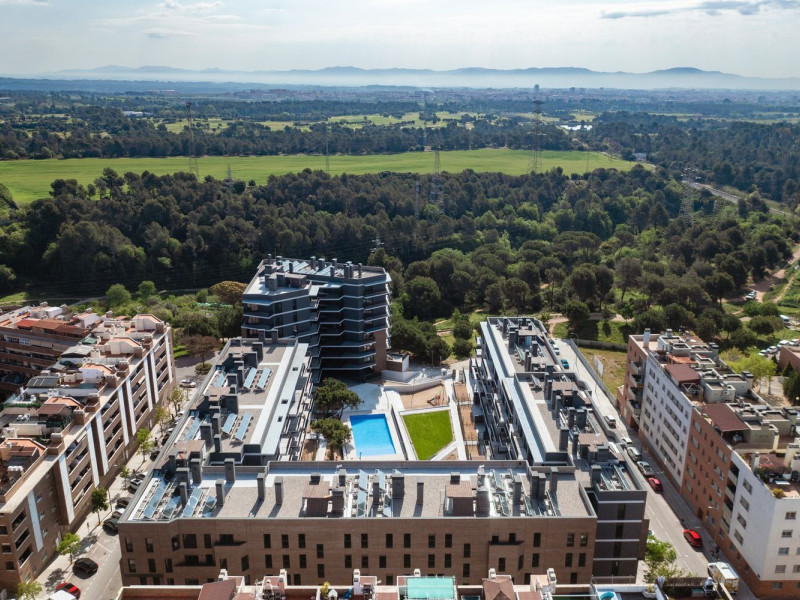 Sale of apartment in Carrer del Pedraforca s/n, Terrassa
 photo 3