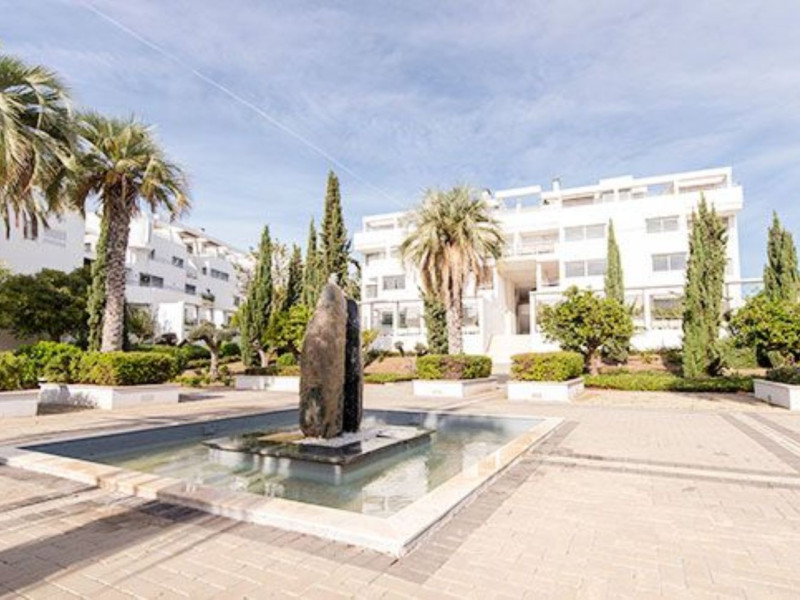 Vitania II - Resort