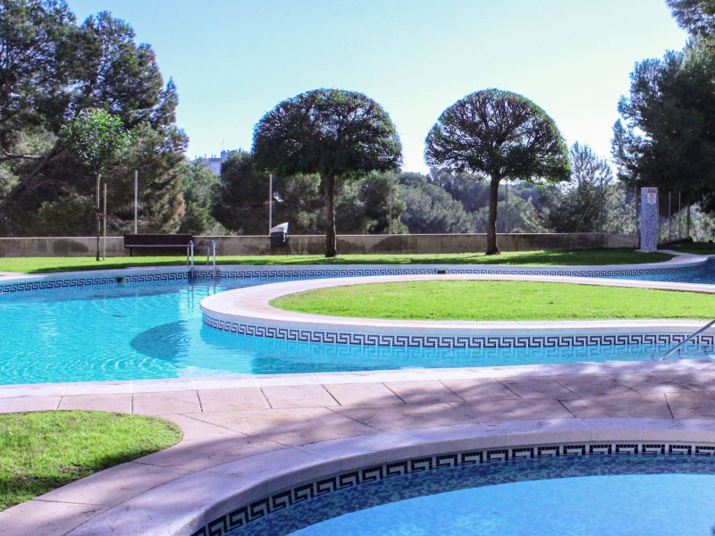 Obra nueva Altos de Campoamor en Orihuela (Revista) photo 4