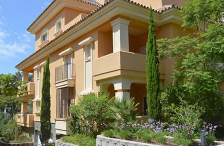 Продажа квартиры в  Avenida los Cortijos, Sotogrande photo 3