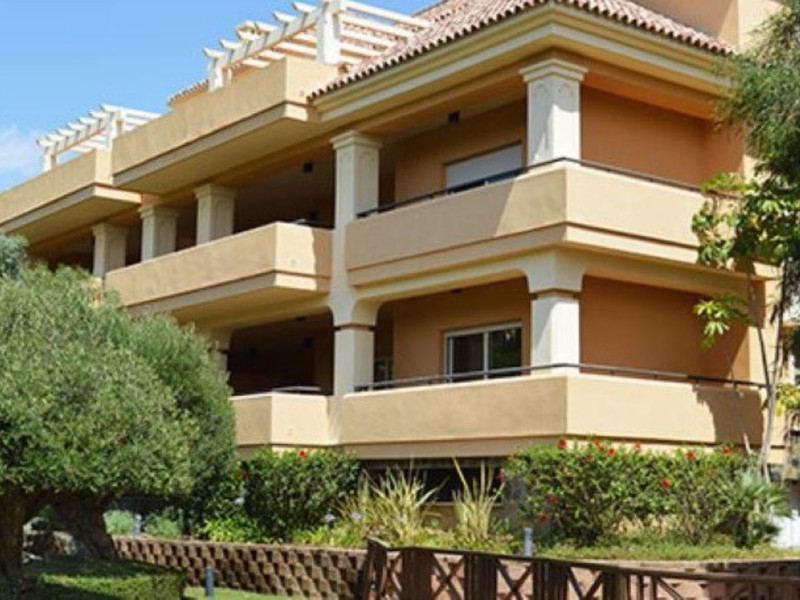 Sprzedaż mieszkania w Avenida los Cortijos, Sotogrande
photo 5