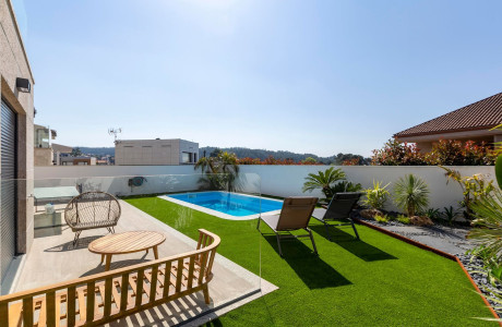 Chalet independiente en venta en Via Lugar Major , 89, Sanxenxo
photo 1