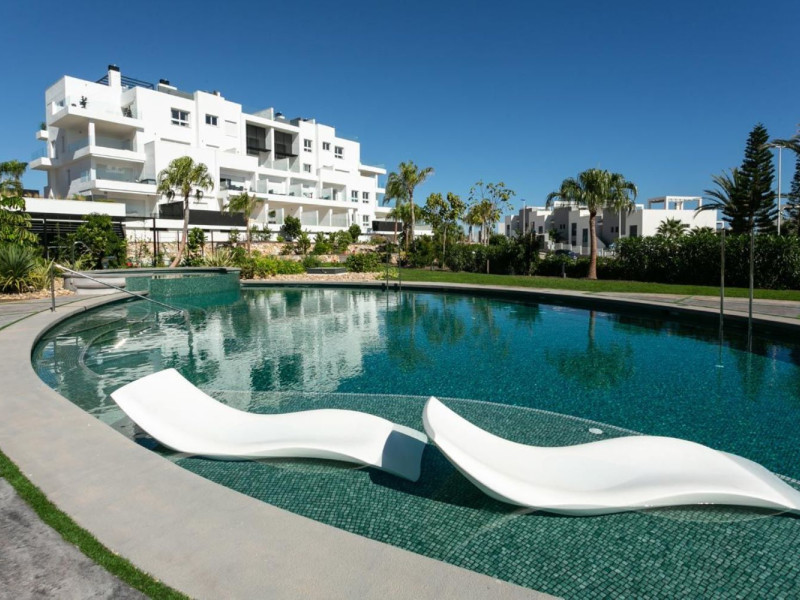 Obra nueva Residencial Bali en Torrevieja (Revista) photo 2