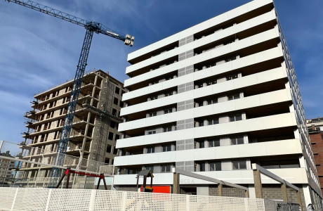 Piso en venta en Calle Boby Deglané, 2, Ponferrada
thumbnail 2