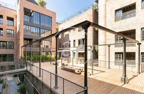 Apartment for sale in Calle Riereta, Barcelona thumbnail 2