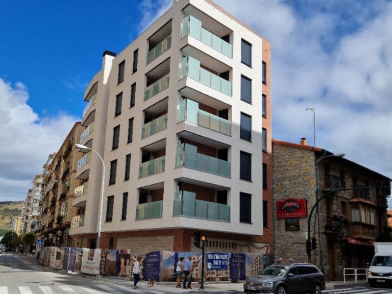 Piso en venta en calle Merindad de Sangüesa, 2, Burlada
 photo 3