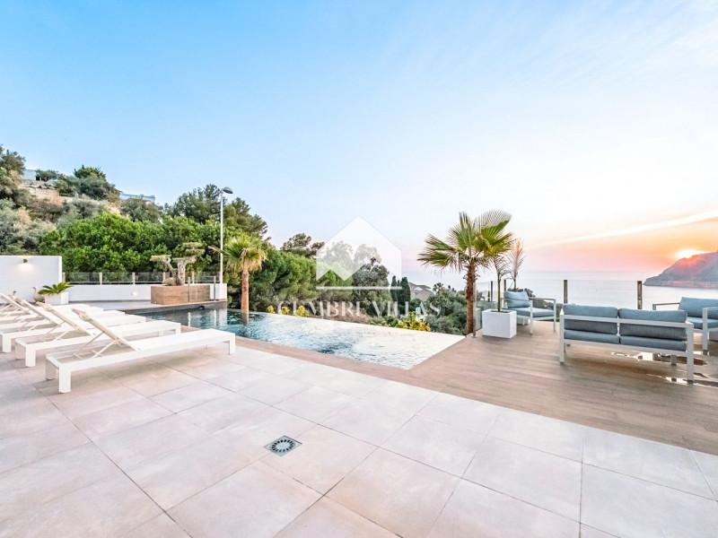 Sale of independent chalet in Calle Barranquillo s/n, Almuñécar
photo 5
